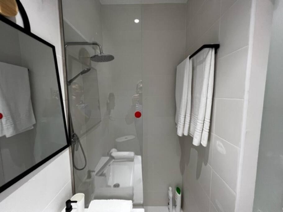 1B-Precioso Apartamento En Pleno Centro. A Estreno Alcázar de San Juan Exterior foto
